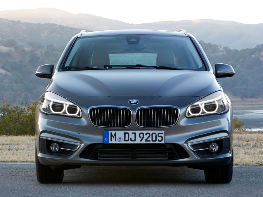  BMW 225i Active Tourer 2014 года  (фото 8 из 30)
